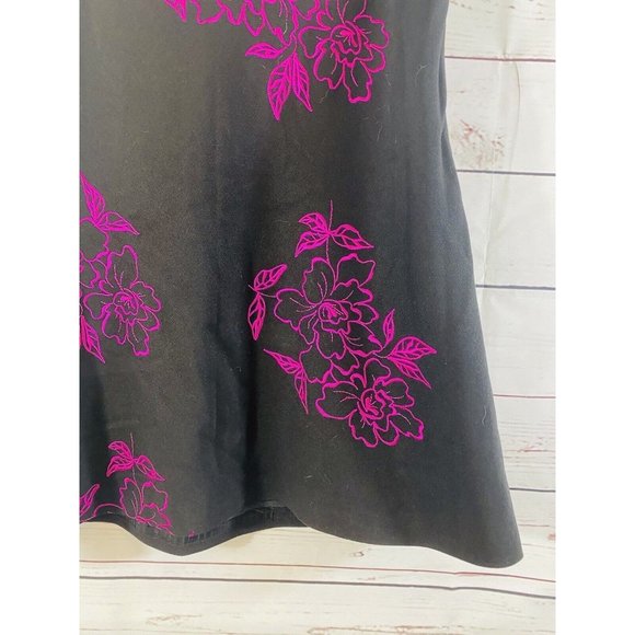 Tailor B Moss Skirt Womans Sz 10 Black Hot Pink Embroidered Flowers Lined - Picture 4 of 7